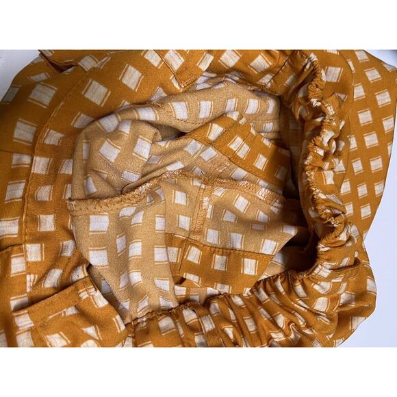 5/$35         A New Day Womens Shorts Sz XS Mustard Gold Mid Rise Squares - Picture 8 of 8